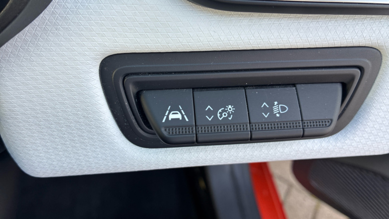 Renault Clio 1.6 E-TECH full hybrid 145 Techno 5dr Auto Hybrid Hatchback